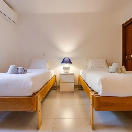 Relaxing 2bd 500m W Ac Wifi Pool
