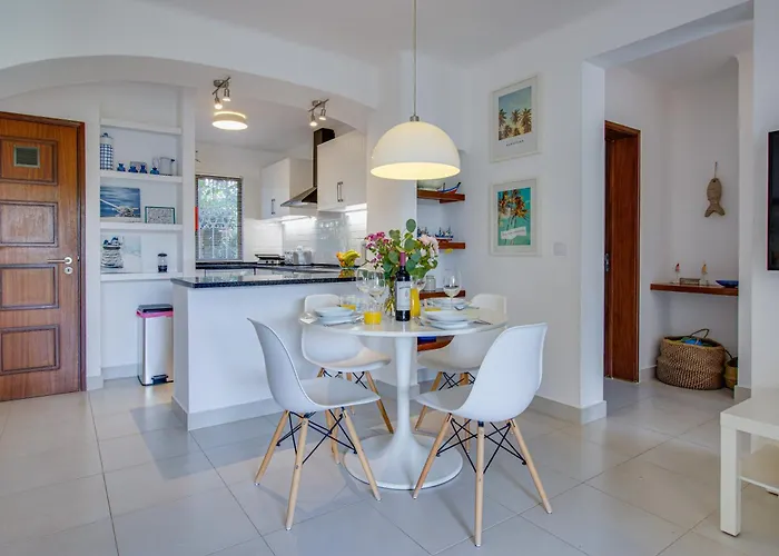 Relaxing 2bd 500m W Ac Wifi Pool 알부페이라