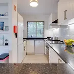Relaxing 2bd 500m W Ac Wifi Pool Apartment *